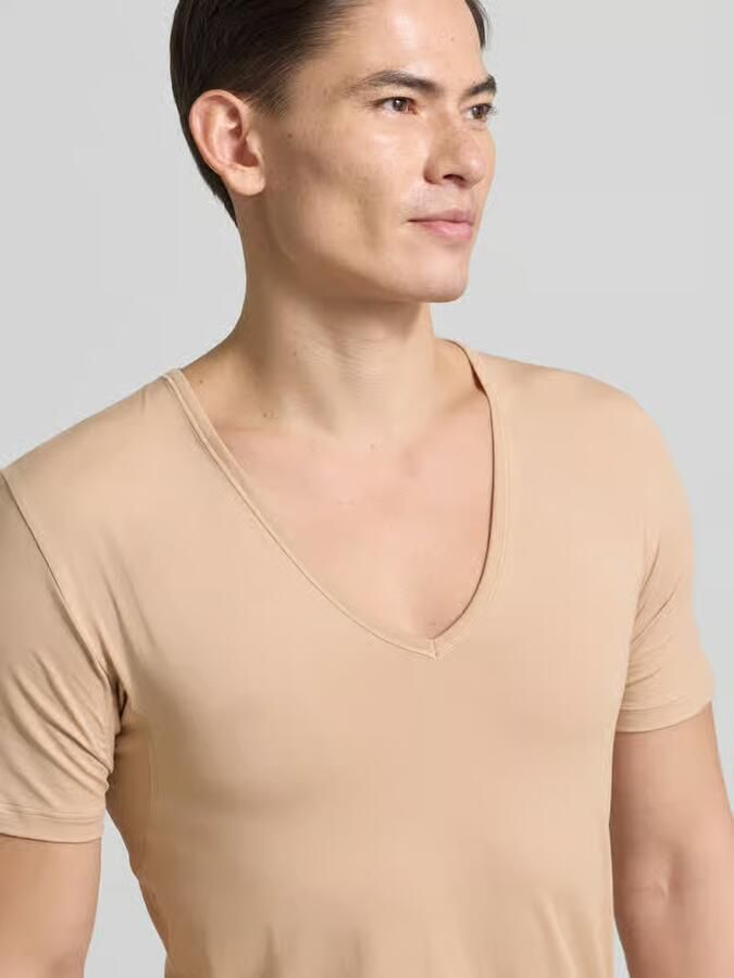 Mey Shirt voor eronder Dry Cotton Functional Korte mouw diepe V-hals single jersey met extra lange rug (1 stuk) - Foto 5