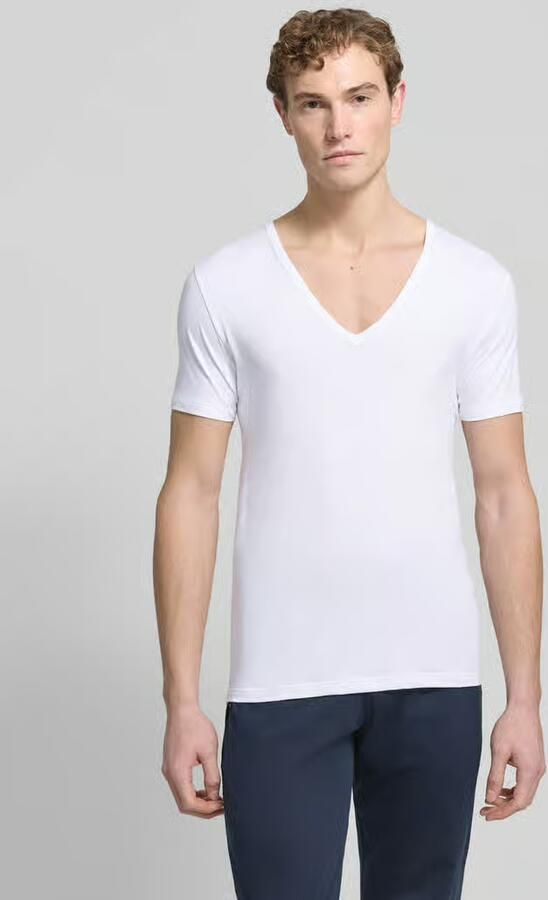 Mey Shirt voor eronder Dry Cotton Functional Korte mouw diepe V-hals single jersey met extra lange rug (1 stuk) - Foto 12