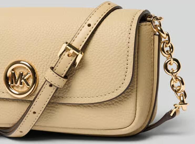 MICHAEL Kors Schoudertas van echt leer model 'Nolita'