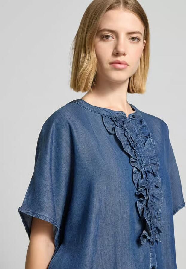 Milano italy relaxed fit blouse in denimlook met ruches