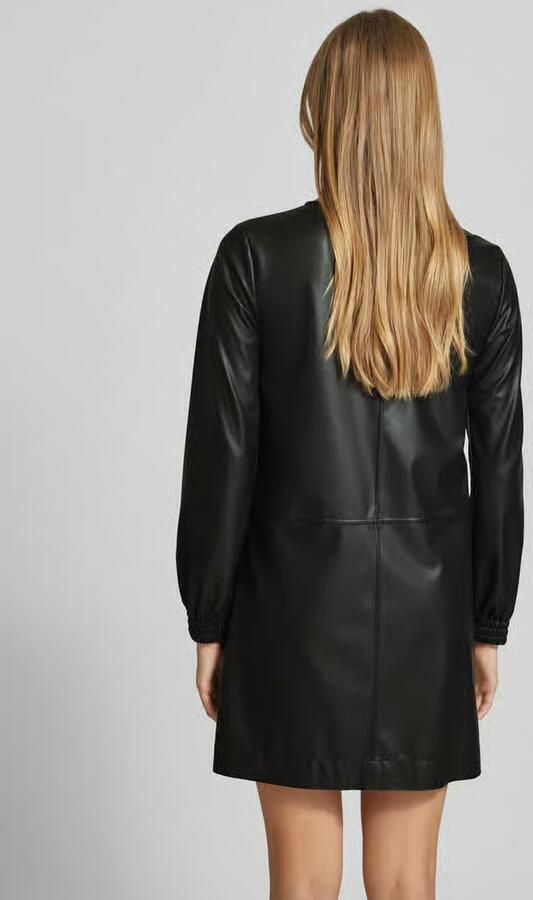 MaxMara Leisure Mini-jurk in leerlook model 'PEPE'