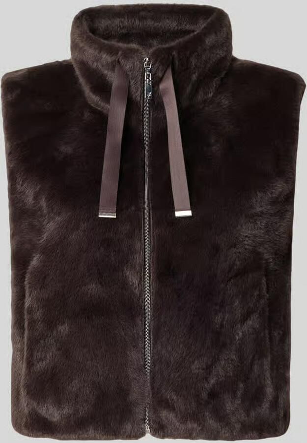 Monari Bodywarmer van imitatiebont met opstaande kraag
