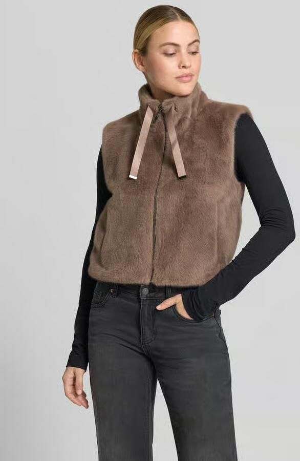Monari Regular fit bodywarmer van imitatiebont - Foto 3