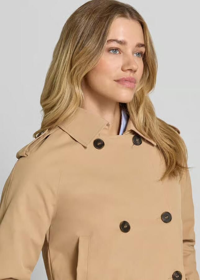 Monari trench jack met steekzakken en kentkraag