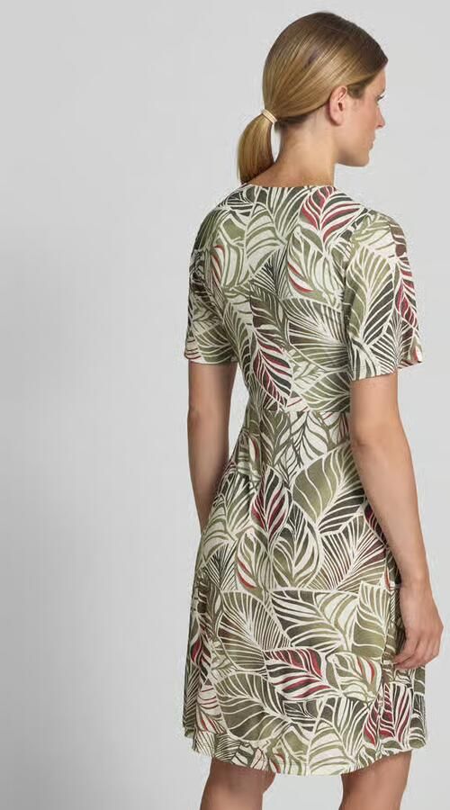 MORE & MORE Knie-lange jurk in all-over look met ronde hals - Foto 3