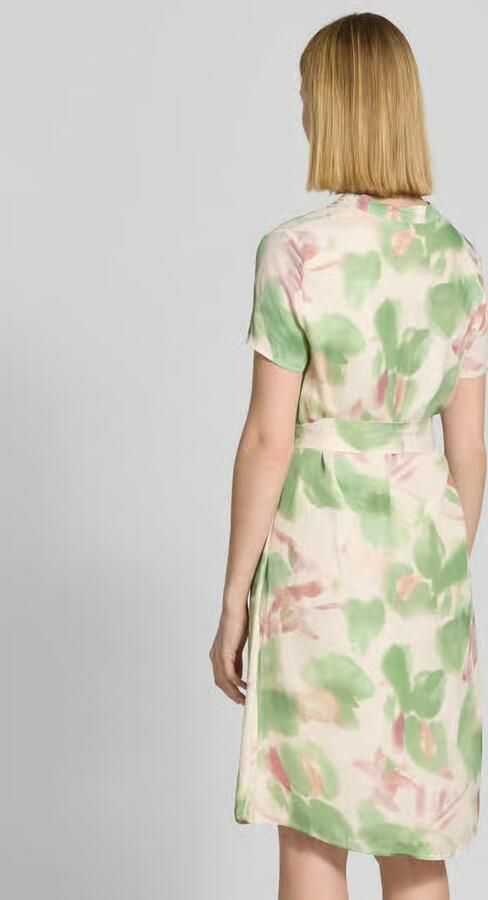 MORE & MORE Knielange jurk van viscose met tuniekkraag