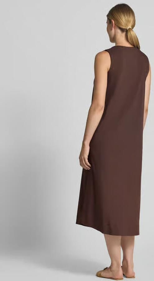MORE & MORE midi-jurk met V-hals en steekzakken