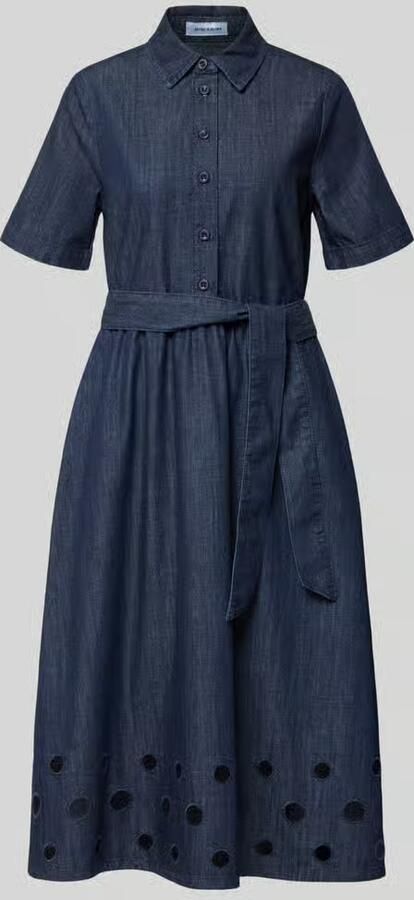 MORE & MORE Overhemdjurk in denimlook met strikriem