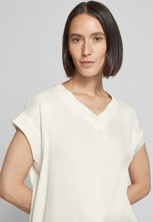 MORE & MORE Relaxed fit blouseshirt met V-hals