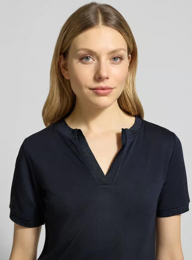 MORE & MORE T-shirt met V-hals