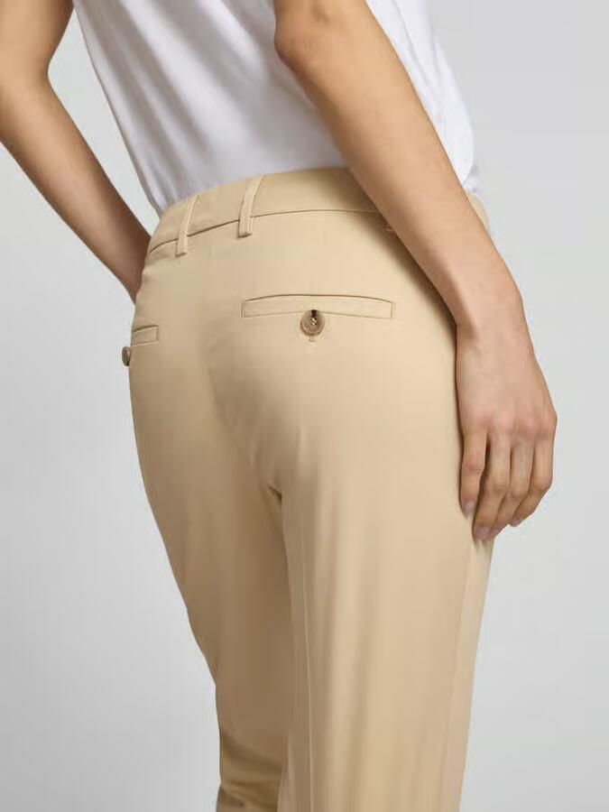 More Broek met persplooien