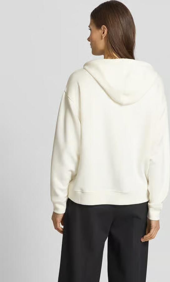 MSCH Copenhagen Hoodie met extra brede schouders model 'Ima Q'