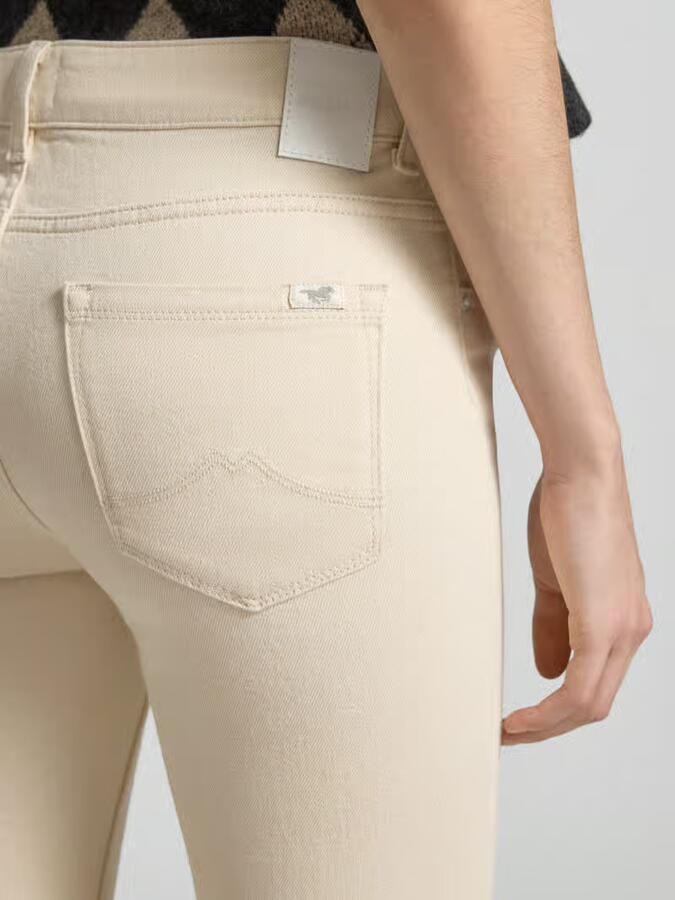 Mustang flared fit jeans in 5-pocketmodel model 'Shelby'