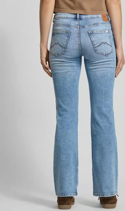Mustang flared jeans in 5-pocketmodel model 'Shelby'