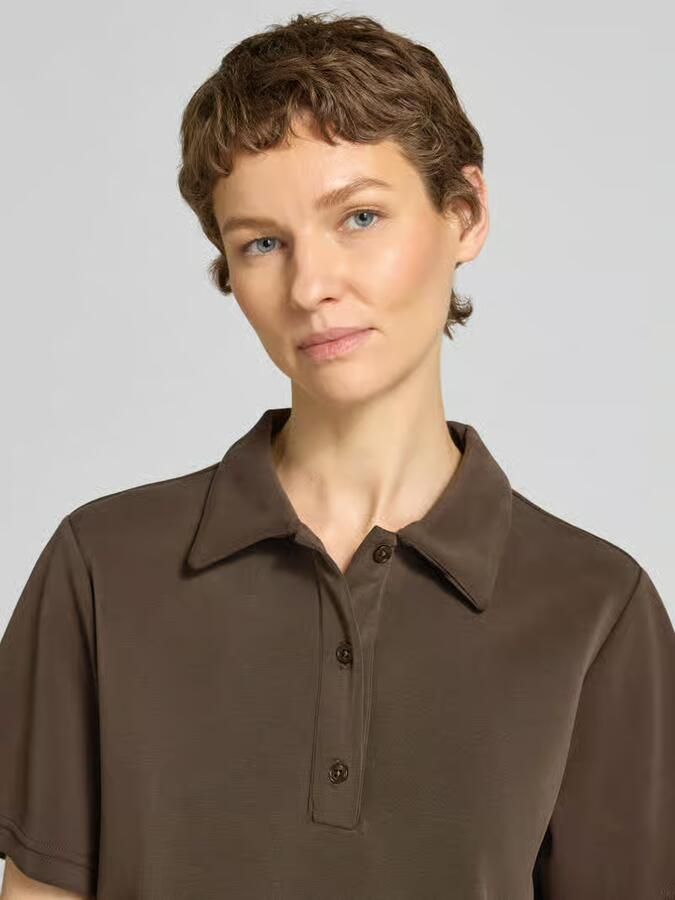 My Essential Wardrobe loose fit poloshirt met korte knoopsluiting model 'Helle'
