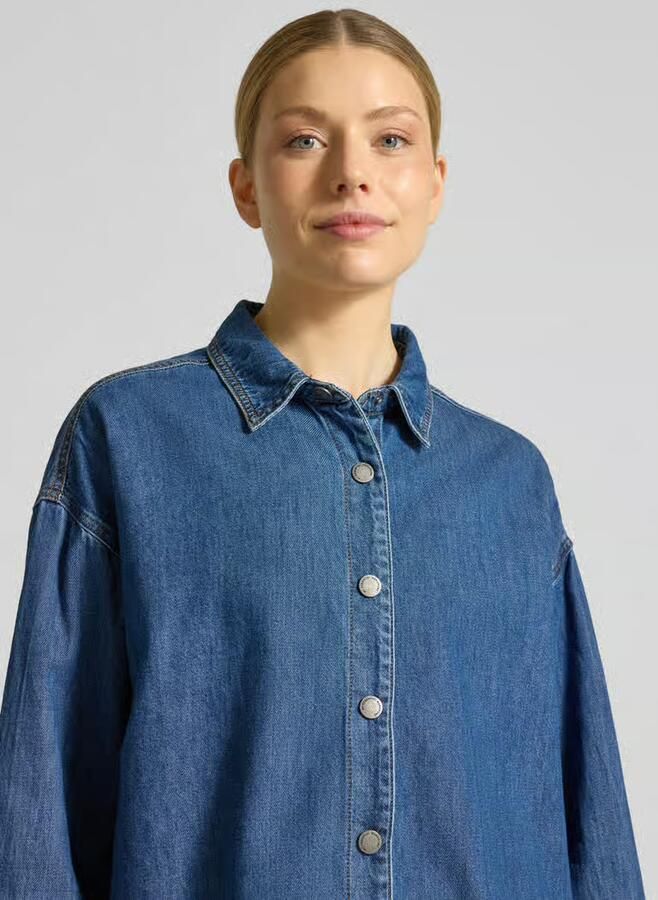 My Essential Wardrobe Oversized jeansblouse met verlaagde schouders model 'Hilma'