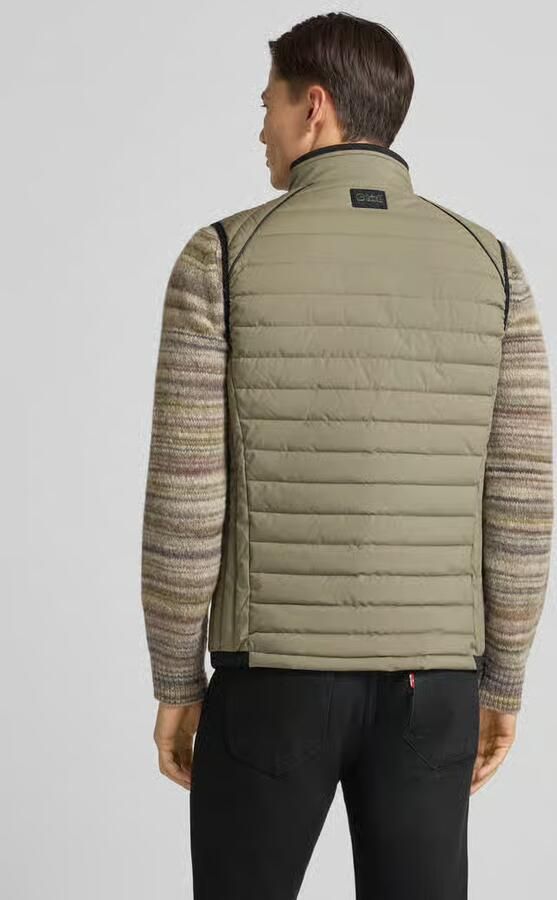 NAUTGÅRD Bodywarmer met opstaande kraag en ritszakken