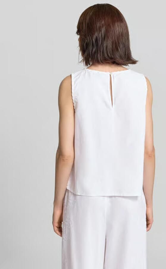 NEO NOIR Blousetop met stitchings en zijwaartse vetersluiting model 'Kaelin'