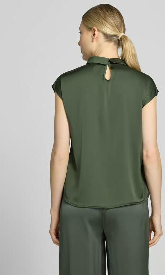 NEO NOIR Blousetop van satijn met knoopdetail model 'Fleur Drapy' - Foto 2