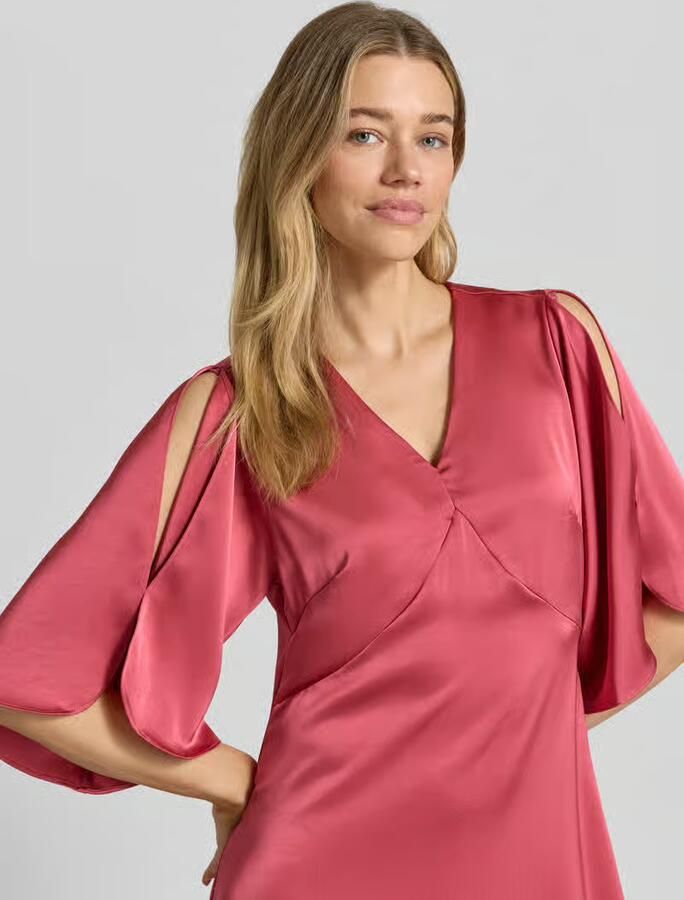 NEO NOIR midi-jurk met V-hals model 'Remara'