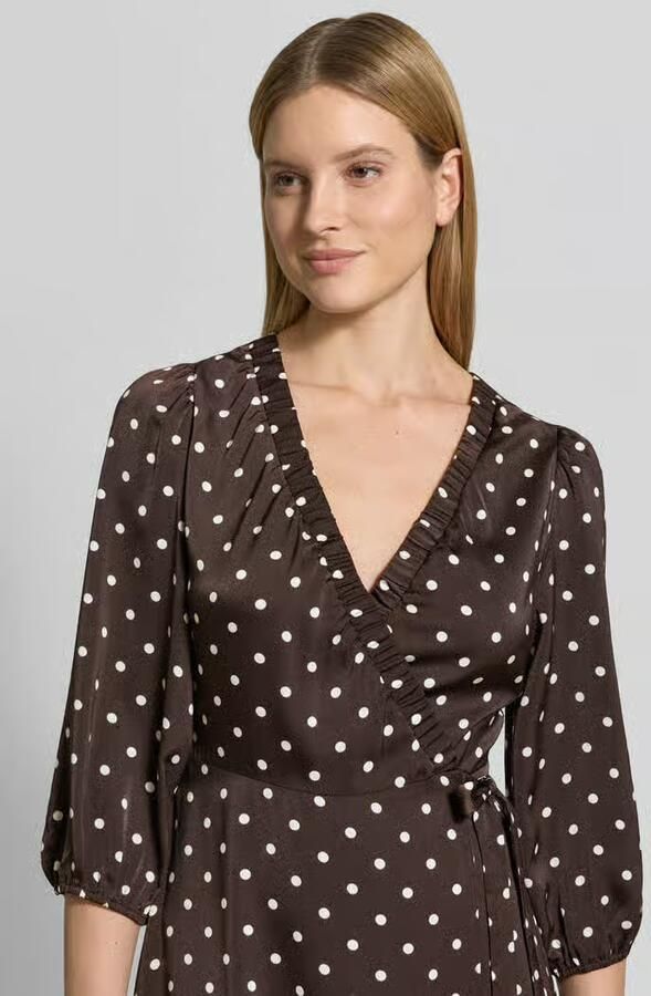 NEO NOIR regular fit maxi-jurk met V-hals
