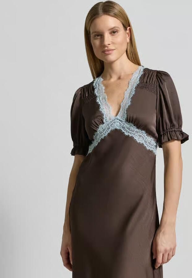 NEO NOIR regular fit midi-jurk met kant model 'Vipe'