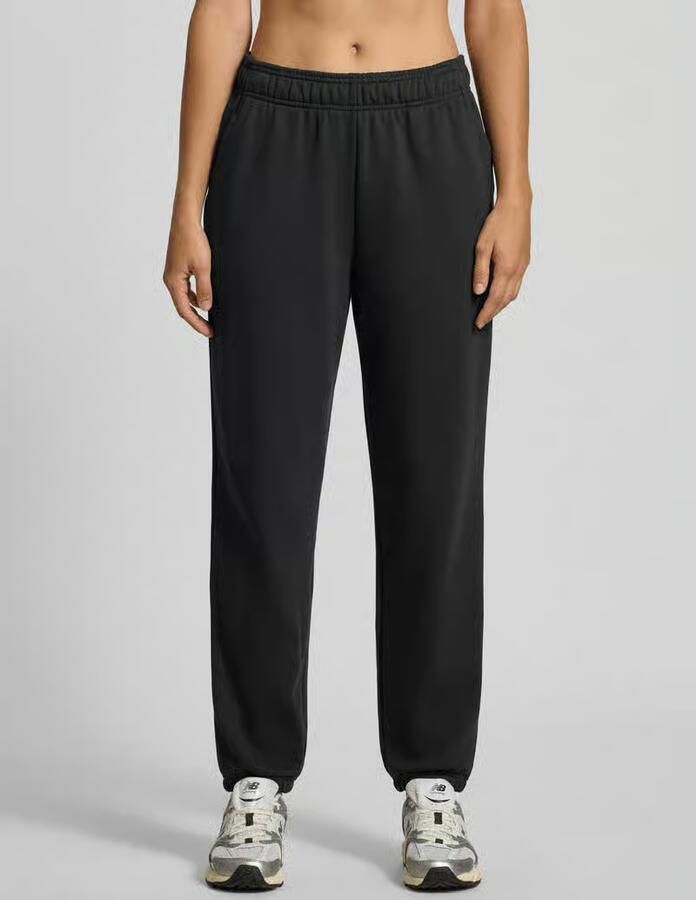 New Balance regular fit sweatpants met gestikt logo - Foto 3