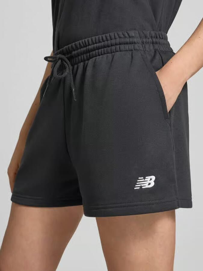 New Balance Sweatshorts met labelstitching