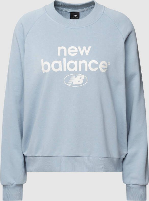 New Balance Sweatshirt met labelprint model 'Essentials Graphic'