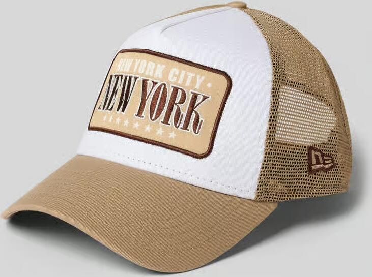 New era Baseballpet met locatiepatch model 'Trucker'