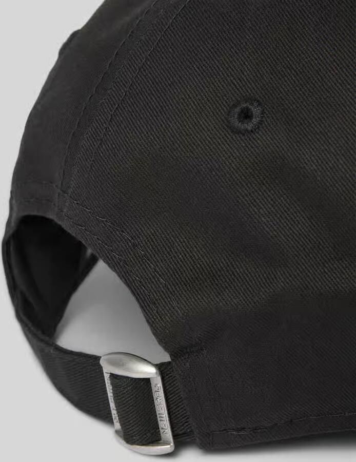 New era Baseballpet met stitchings