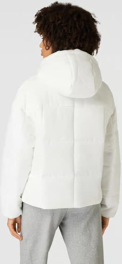 Nike Sportswear Classic Puffer Therma-FIT ruimvallend damesjack met capuchon Wit - Foto 5