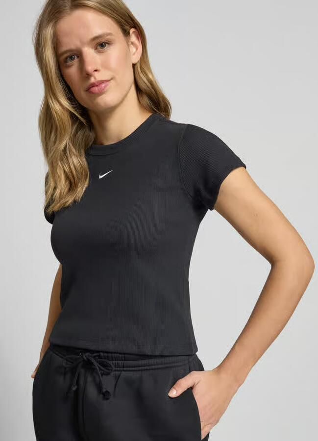 Nike Kort T-shirt in riblook met logo