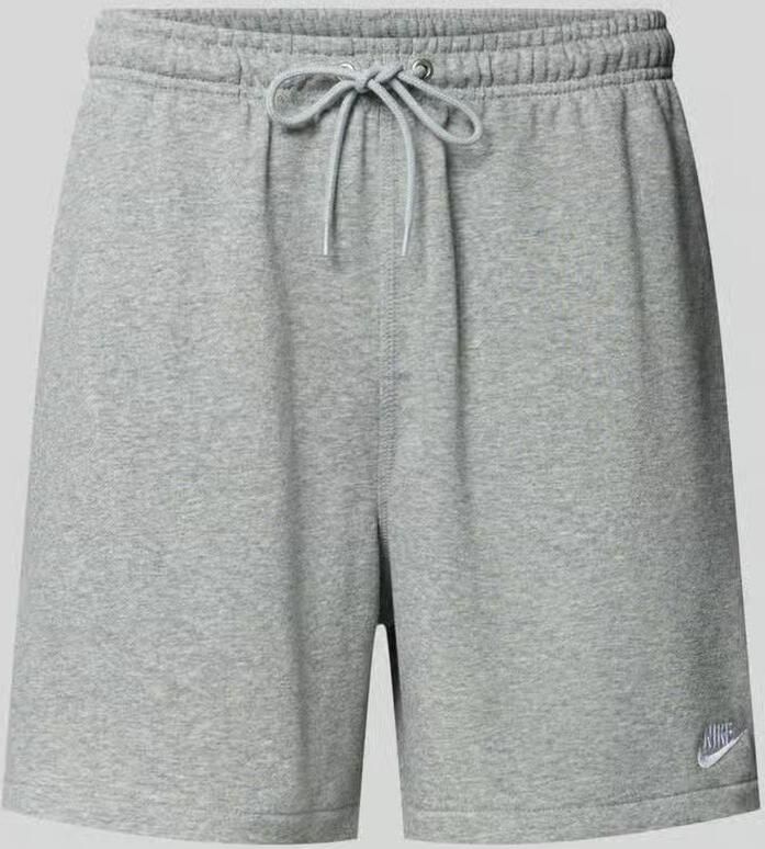 Nike Korte broek met labelstitching en elastische band - Foto 4