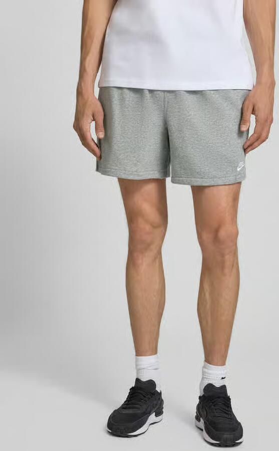 Nike Korte broek met labelstitching en elastische band - Foto 8