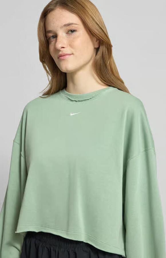 Nike relaxed fit pullover met gestikt logo model 'Chill'