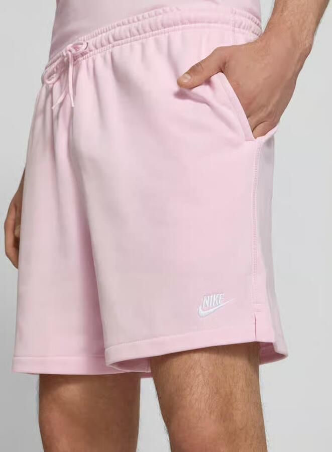 Nike Club flowshorts van sweatstof voor heren Roze - Foto 5