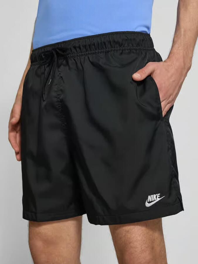 Nike Short met labelstitching en elastische band