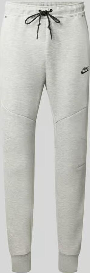 Nike Slim fit joggingbroek van katoenmix