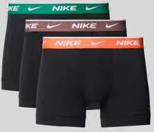 Nike slim fit trunks met logostitching model 'Essential' - Foto 1