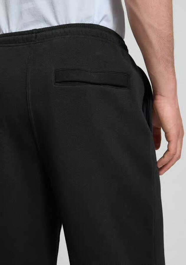 Nike Sweatpants met gestikt logo en steekzakken