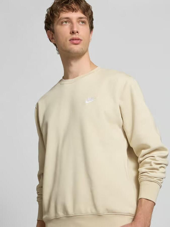 Nike sweatshirt met labelstitching en ronde hals