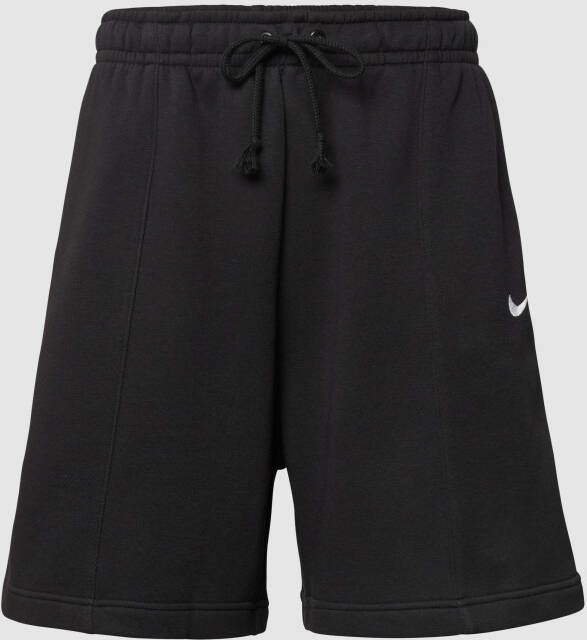 Nike Sportswear Essential Fleece High-Rise Shorts