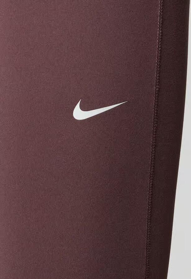 Nike Training flared legging met logo