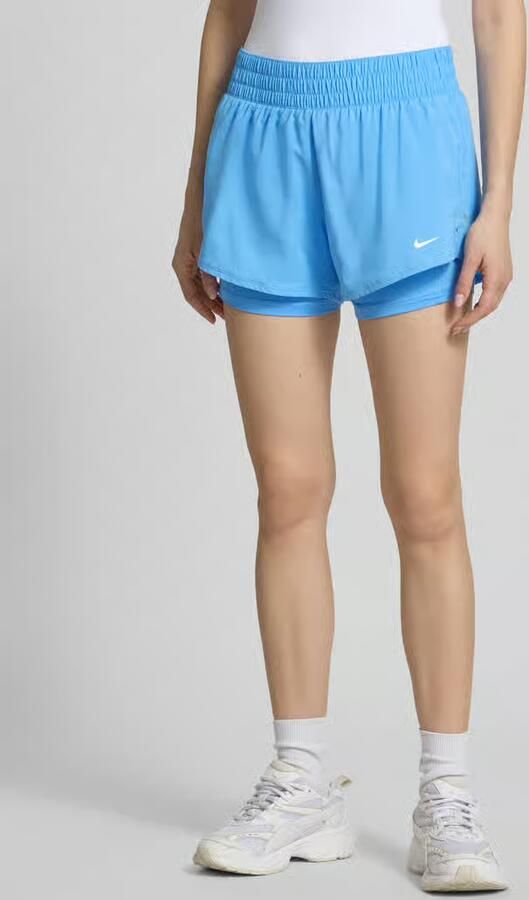 Nike Training regular fit short met geïntegreerde tights - Foto 2