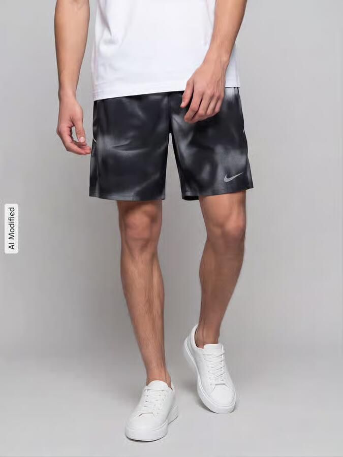 Nike Training Regular fit sportshorts met dri-fit-technologie model 'MILER' - Foto 3