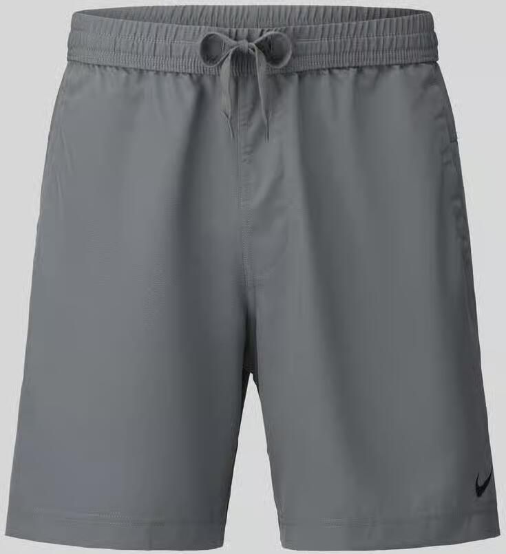 Nike Training regular fit sportshorts met logoprint