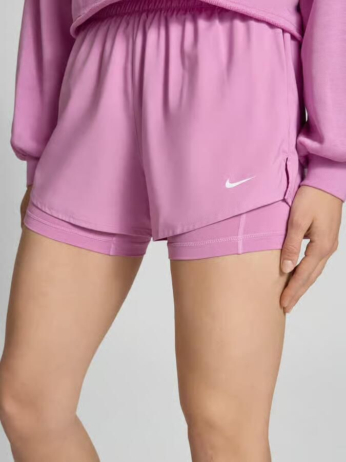 Nike Training Short in 2-in-1-look met logo