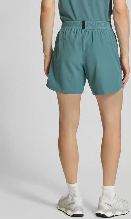 Nike Training Shorts met logo en elastische tailleband - Foto 3