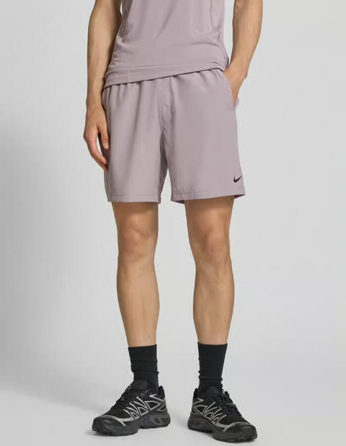 Nike Training Shorts met logoprint en steekzakken - Foto 3